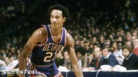 而在比赛中 而在比赛中